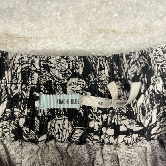 Urban Outfitters skirt - Picture 2 of 2